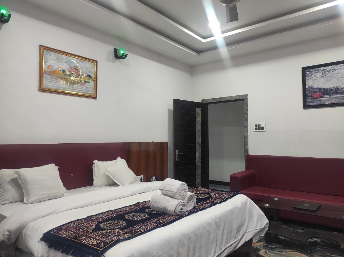 Hotel Sg Hub Tower Margherita Экстерьер фото