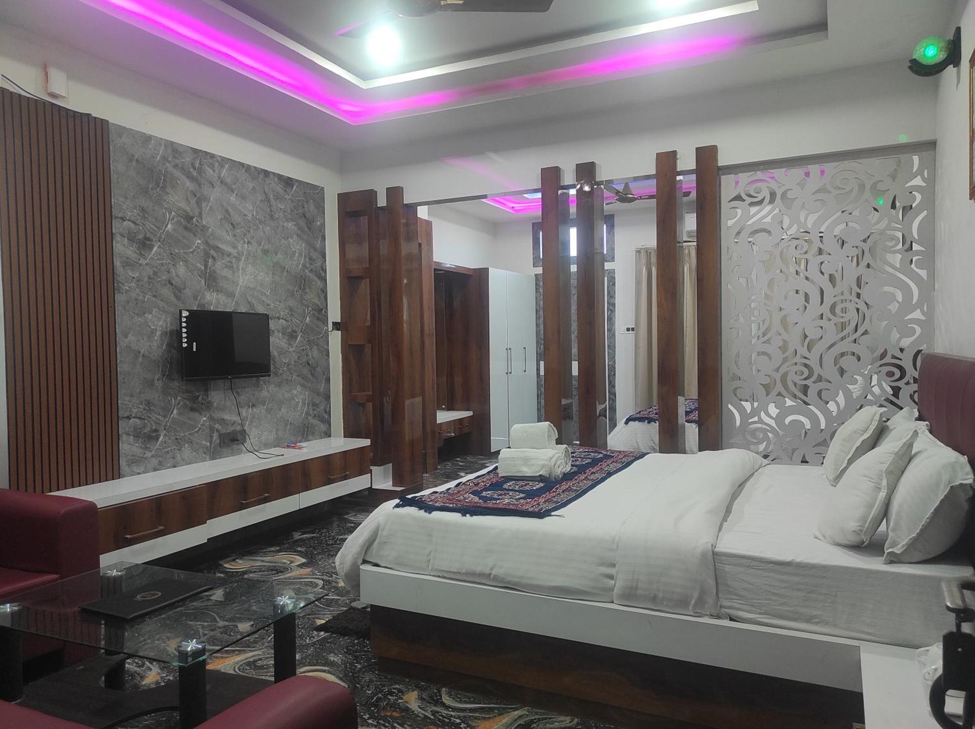 Hotel Sg Hub Tower Margherita Экстерьер фото