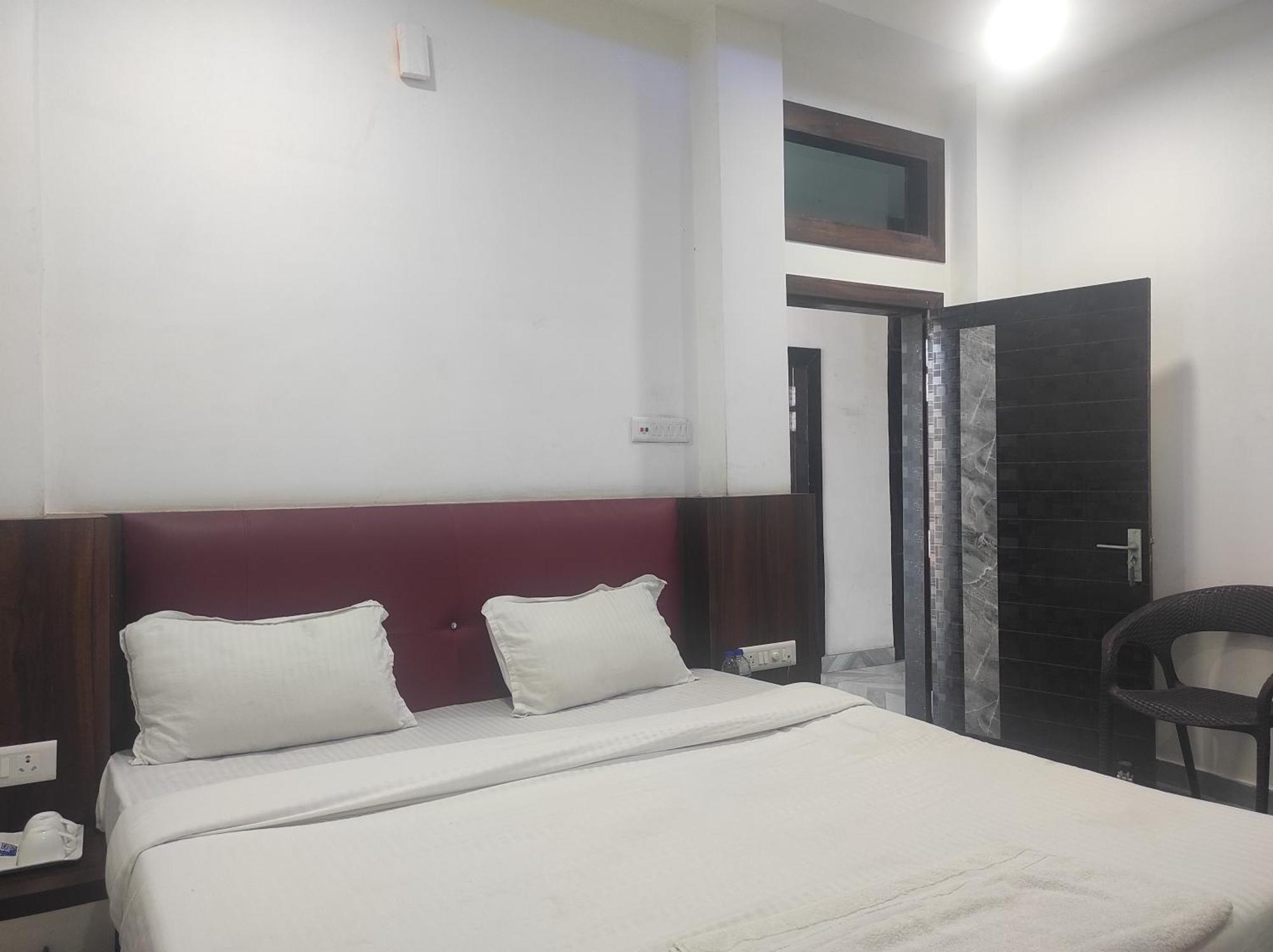 Hotel Sg Hub Tower Margherita Экстерьер фото